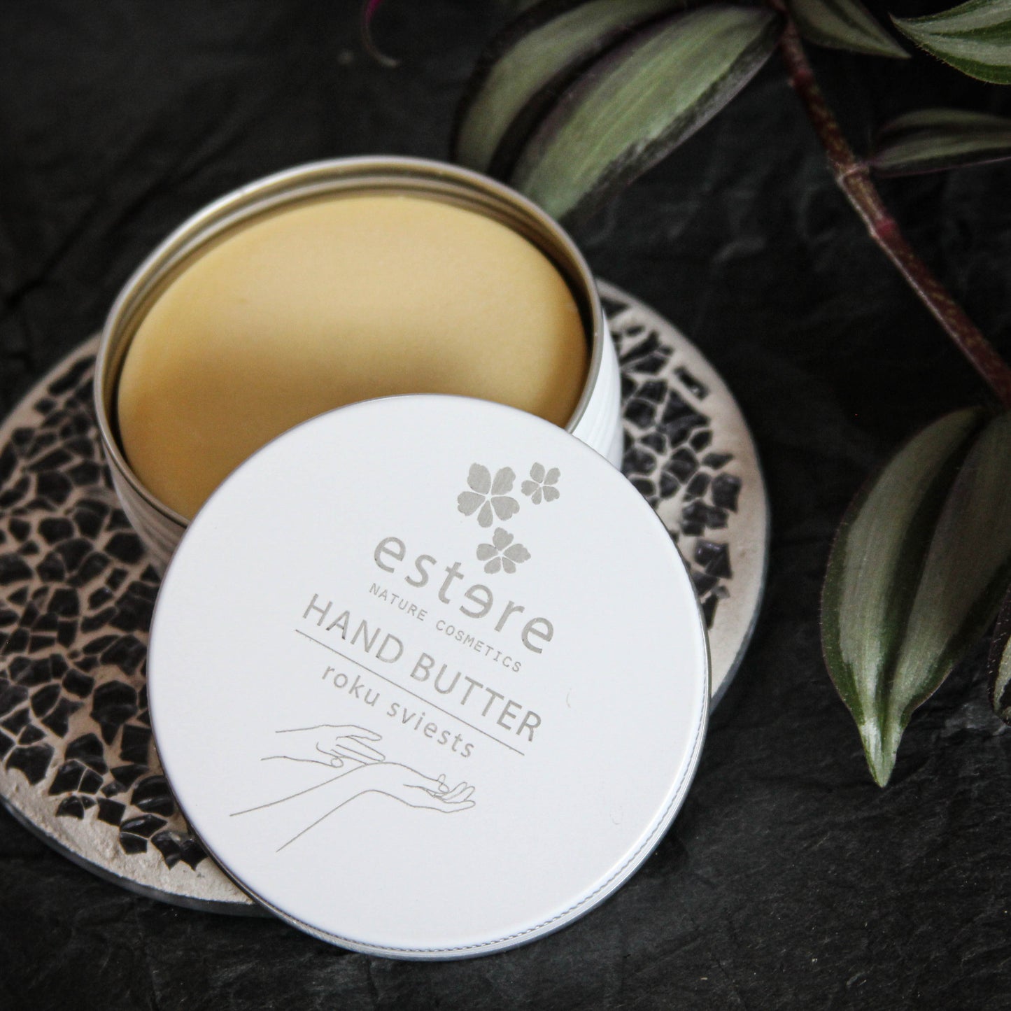 Hand butter Grapefruit
