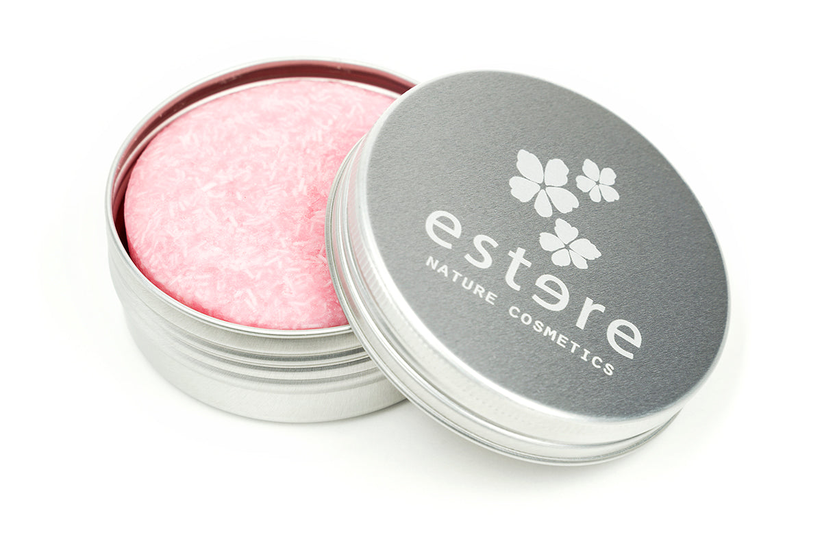 Solid shampoo for dry and curly hair with lavender