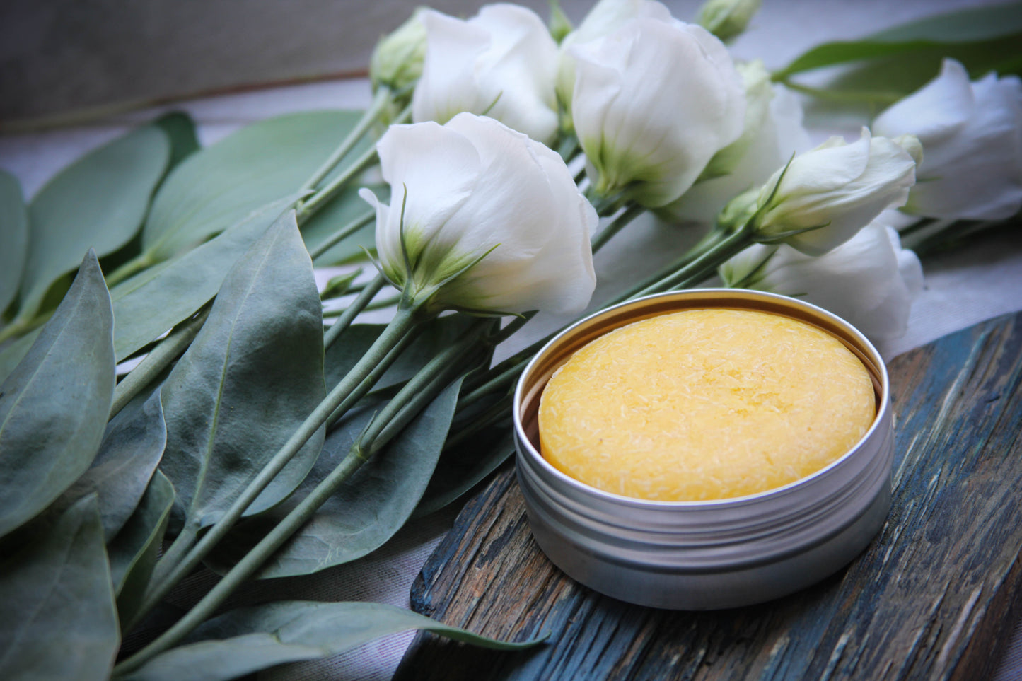 Solid shampoo for oily hair with orange and mint
